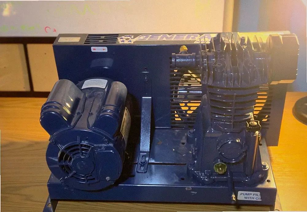 General Air Product Lubricated Base Mounted Air Compressor Model: L620100A